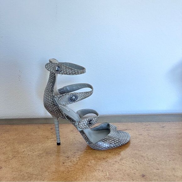Leon Max Safe Genuine Snakeskin Upper and Leather Lining and Sole Pumps size 7M - Picture 2 of 7